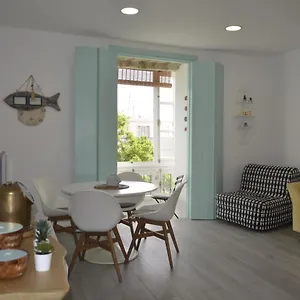 Espectacular Piso En La Misma Plaza Del Mentidero. Apartamento Cádiz